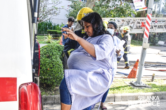 SLAF ASSIST TO CONDUCT FIRE AND RESCUE DRILL AT THE LANKA HOSPITALS CORPORATION