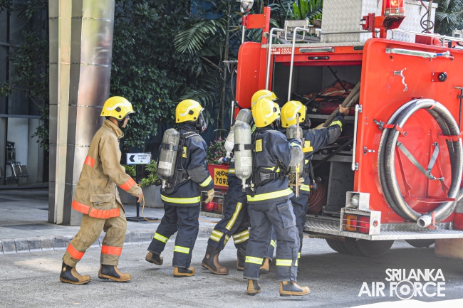 SLAF ASSIST TO CONDUCT FIRE AND RESCUE DRILL AT THE LANKA HOSPITALS CORPORATION