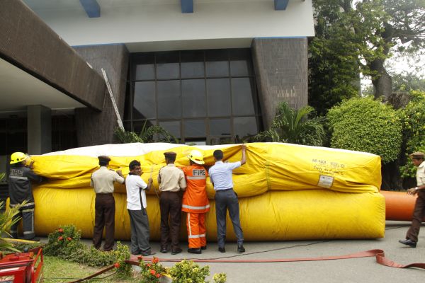 Fire Evacuation Drill At Sri Lanka Insurance Building