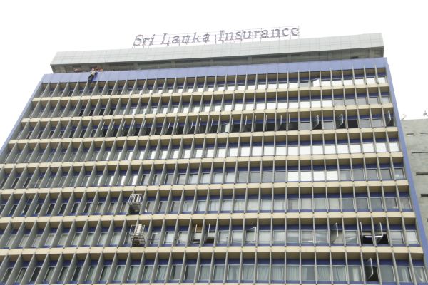 Fire Evacuation Drill At Sri Lanka Insurance Building