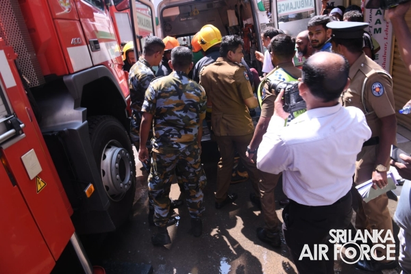 SLAF
ASSISTS TO COLOMBO FIRE BRIGADE TO DOUSE THE FIRE AT PETTAH