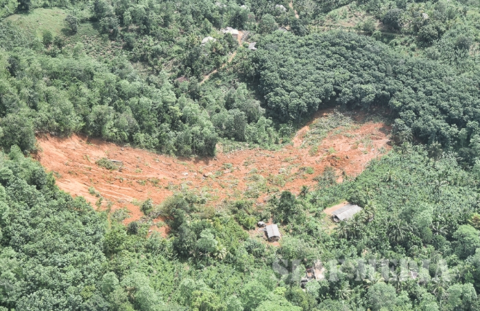 The Air Force Uses its Speed and Reach for the Fifth Consecutive Day in Flood Relief Operations