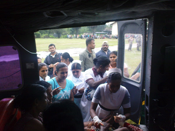 ගුවන් හමුදාව උතුරු මැදත් බේරා ගනී