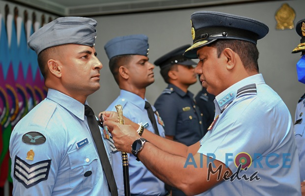 AWARDING OF FLIGHT ENGINEER BREVETS