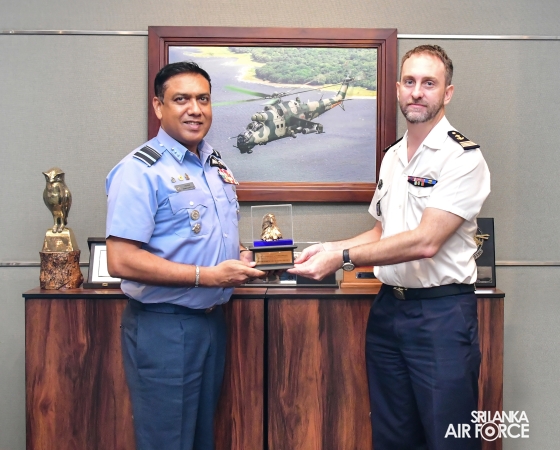 DEFENCE ATTACHÉ OF THE EMBASSY FRANCE TO SRI LANKA CALLS ON THE CHIEF OF STAFF