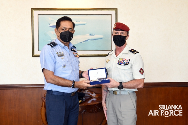 DEFENCE ATTACHÉS AT THE EMBASSY OF FRANCE TO SRI LANKA CALL ON THE COMMANDER OF THE AIR FORCE
