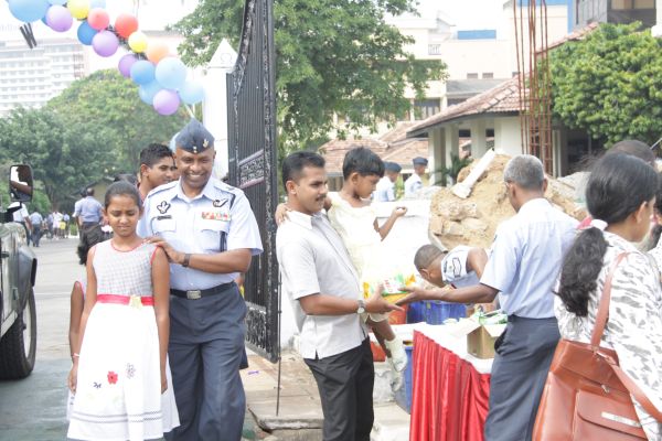 ශ්රී ලංකා ගුවන් හමුදා කොළඹ කඳවුර වාර්ශික ළමා සාදය සාර්ථකව නිම කරයි....