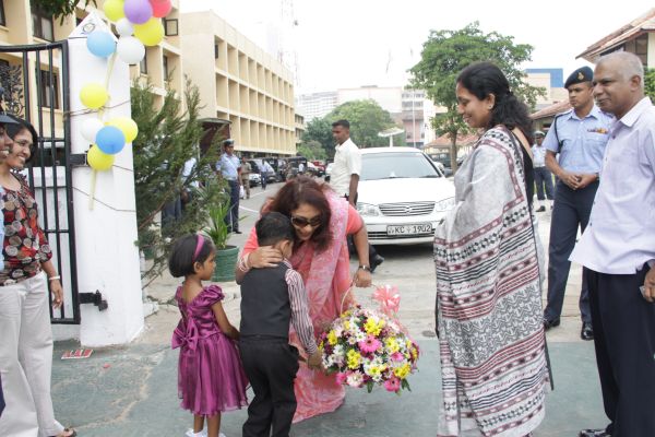 ශ්රී ලංකා ගුවන් හමුදා කොළඹ කඳවුර වාර්ශික ළමා සාදය සාර්ථකව නිම කරයි....