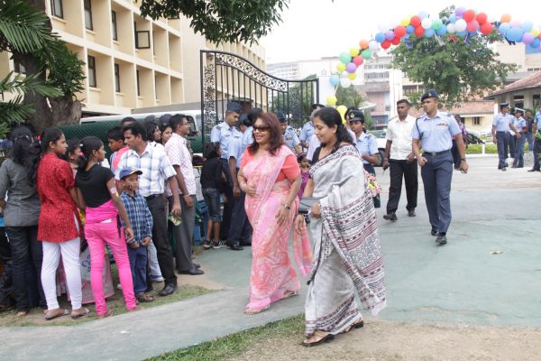 ශ්රී ලංකා ගුවන් හමුදා කොළඹ කඳවුර වාර්ශික ළමා සාදය සාර්ථකව නිම කරයි....
