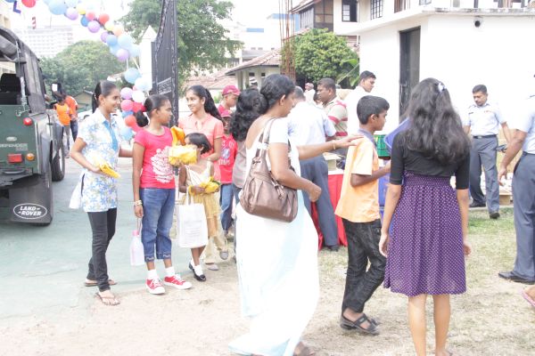 ශ්රී ලංකා ගුවන් හමුදා කොළඹ කඳවුර වාර්ශික ළමා සාදය සාර්ථකව නිම කරයි....