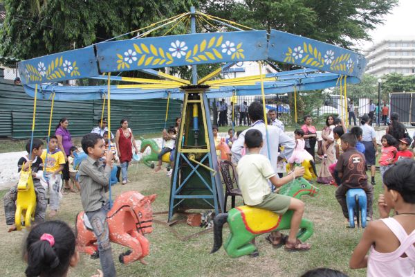 ශ්රී ලංකා ගුවන් හමුදා කොළඹ කඳවුර වාර්ශික ළමා සාදය සාර්ථකව නිම කරයි....