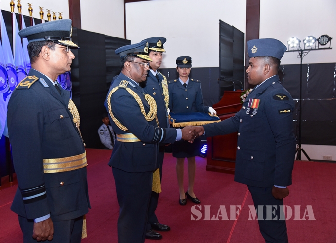 Heroes of
the Sri Lanka Air Force Honoured with Gallantry Medals