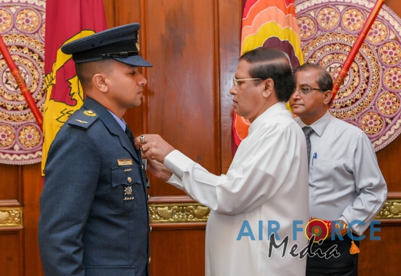 Gallantry in the Air Recognized