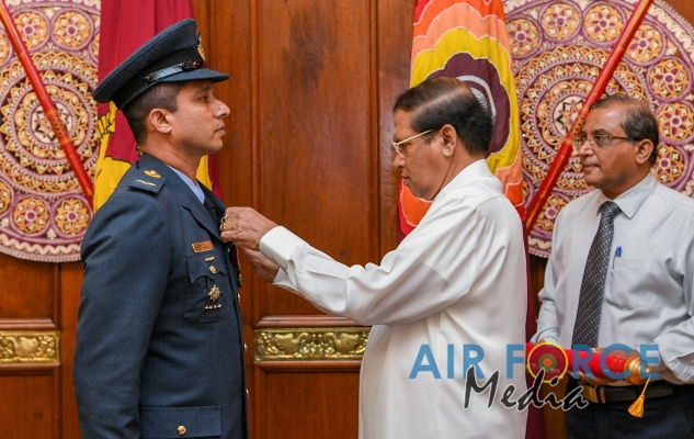 Gallantry in the Air Recognized