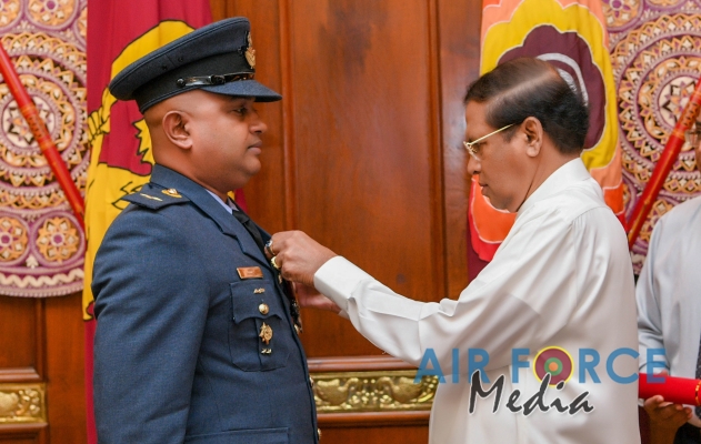 Gallantry in the Air Recognized