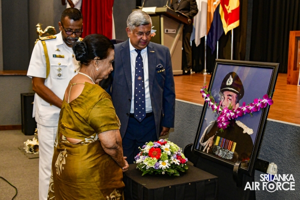 SLAF COMMANDER ATTENDS 9TH GENERAL DESHAMANYA DENNIS PERERA
ORATION