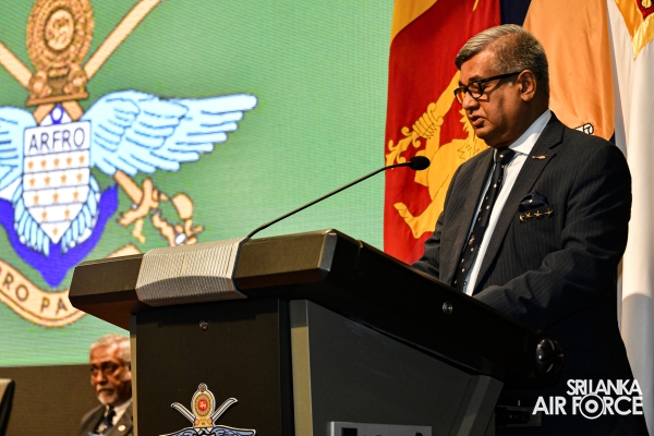 SLAF COMMANDER ATTENDS 9TH GENERAL DESHAMANYA DENNIS PERERA
ORATION