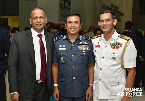 SLAF COMMANDER ATTENDS 9TH GENERAL DESHAMANYA DENNIS PERERA
ORATION