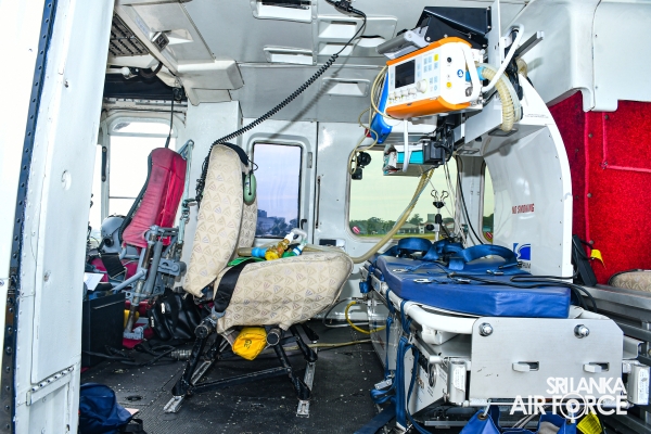A
SIMULATION EXERCISE OF AN AEROMEDICAL EVACUATION AND TRANSPORTATION OF A
CRITICALLY ILL PATIENT