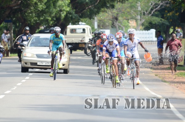 RACING TO THE FINISH LINE “GUWAN HAMUDA PAPEDI SAWARIYA 2015”
