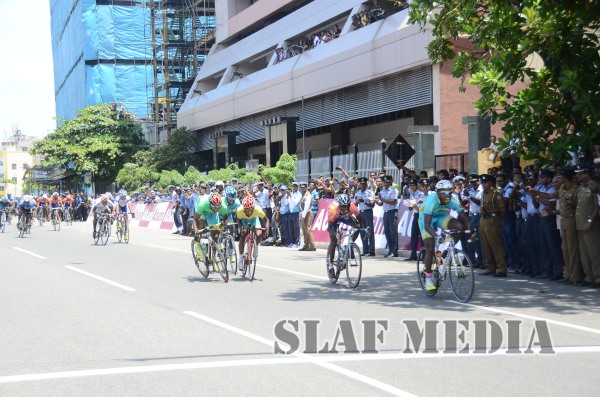 RACING TO THE FINISH LINE “GUWAN HAMUDA PAPEDI SAWARIYA 2015”