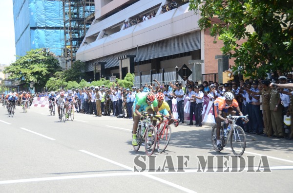 RACING TO THE FINISH LINE “GUWAN HAMUDA PAPEDI SAWARIYA 2015”