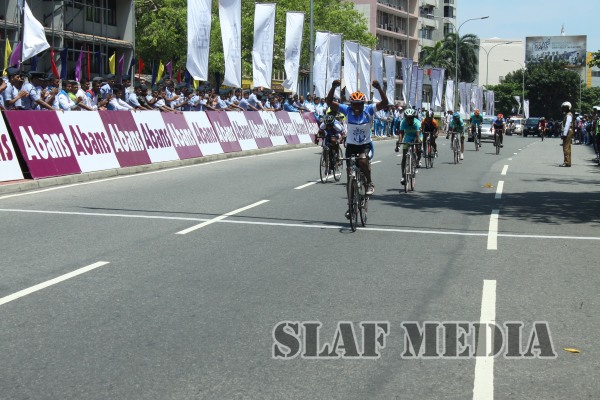 RACING TO THE FINISH LINE “GUWAN HAMUDA PAPEDI SAWARIYA 2015”