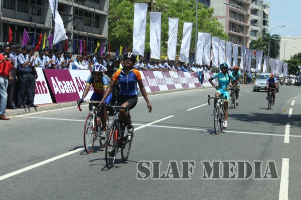 RACING TO THE FINISH LINE “GUWAN HAMUDA PAPEDI SAWARIYA 2015”