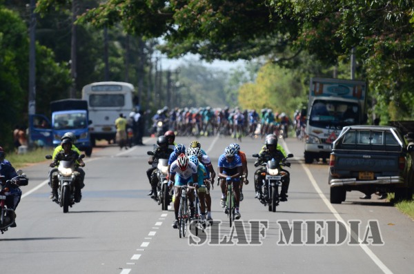 RACING TO THE FINISH LINE “GUWAN HAMUDA PAPEDI SAWARIYA 2015”