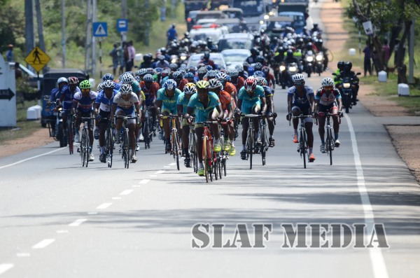 RACING TO THE FINISH LINE “GUWAN HAMUDA PAPEDI SAWARIYA 2015”