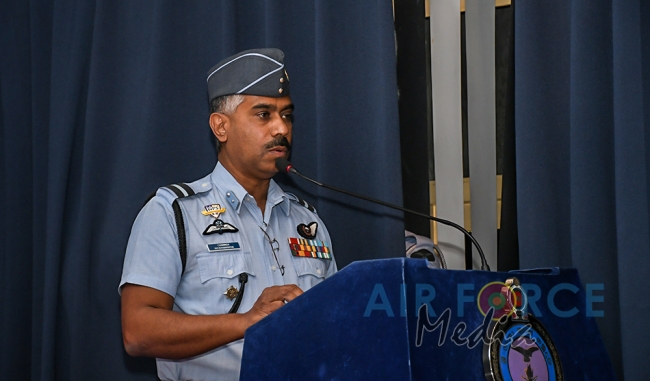 Lanyard and Cane Awarding Ceremony of Gunner Instructors at Combat Training School Diyatalawa