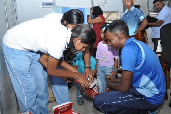 Distribution of Gifts for Children at Weerawila