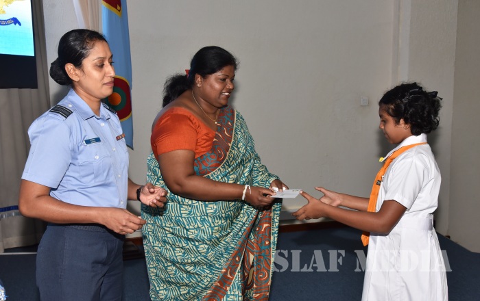 Gifts for Students Who Performed Well at the Grade 5 Examinations 2016