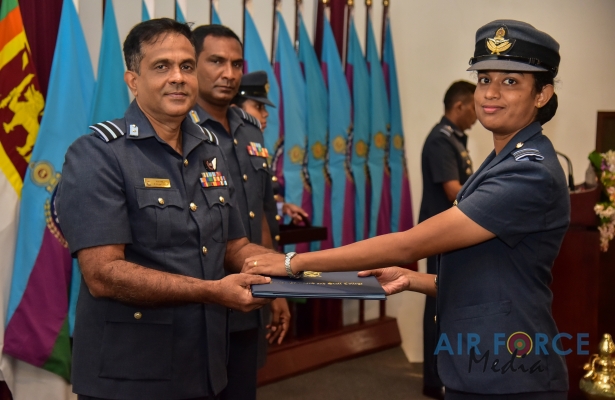 GRADUATION CEREMONY OF NO 67 JUNIOR COMMAND AND STAFF COURSE