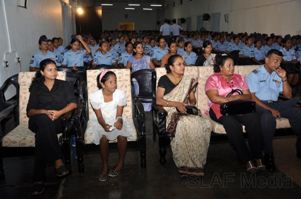 விமானப்படை அங்கத்தவர்களுக்கான அலங்கார கருத்தரங்கு