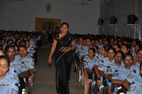 விமானப்படை அங்கத்தவர்களுக்கான அலங்கார கருத்தரங்கு