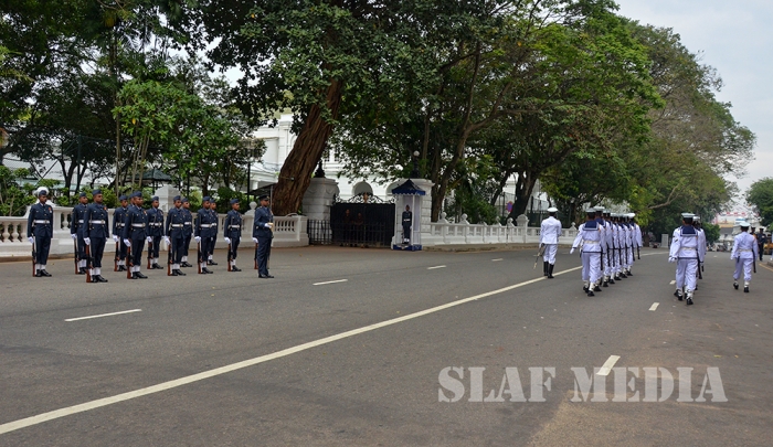 SLAF Takes Over Ceramonial Duties at President's House