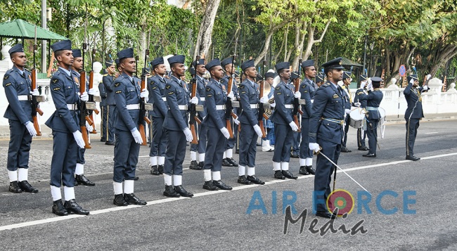 SLAF Takes Over Ceremonial Duties at President's House