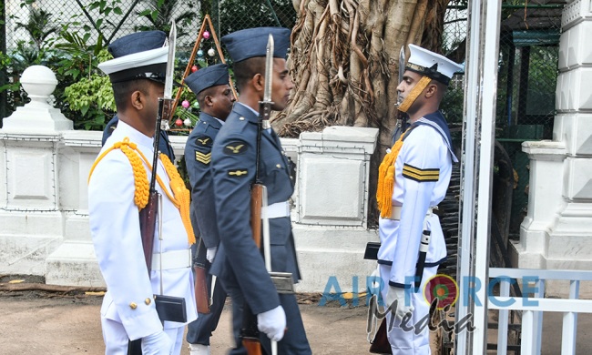 SLAF Takes Over Ceremonial Duties at President's House