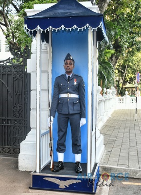 SLAF Takes Over Ceremonial Duties at President's House