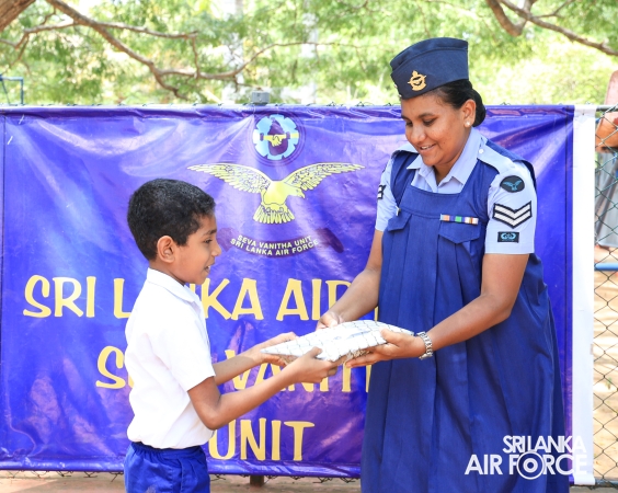 SLAF BASE VAVUNIYA CONDUCTS COMMUNITY SERVICE INITIATIVE AT SRI GUNANANDA VIDYALAYA