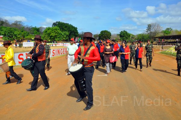 Commander Chief Guest at ‘Gunner Supercross - 2014’