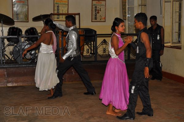 Quarter Finals
of “Guwan Prathiba Prabha” 2012
