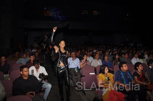 “Guwan Prathiba Praba” 2013 Unleashes Exceptional SLAF Talent