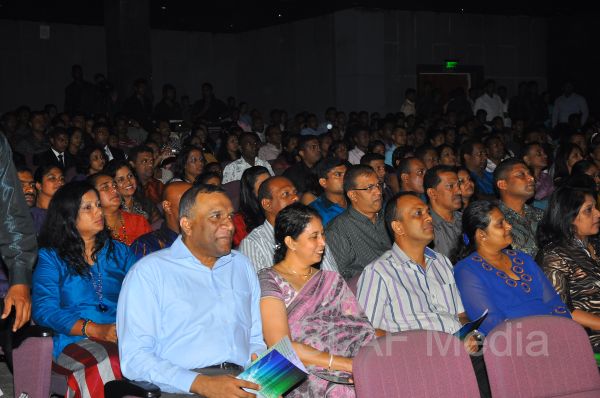 “Guwan Prathiba Praba” 2013 Unleashes Exceptional SLAF Talent