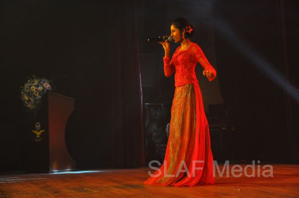 “Guwan Prathiba Praba” 2013 Unleashes Exceptional SLAF Talent