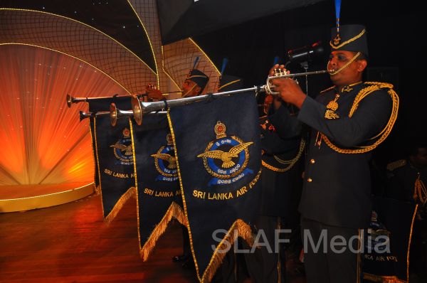 “Guwan Prathiba Praba” 2013 Unleashes Exceptional SLAF Talent