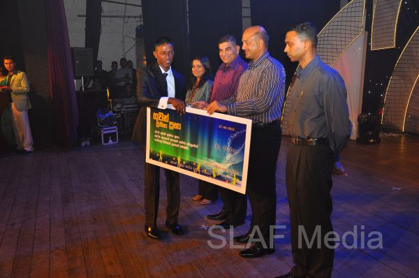 “Guwan Prathiba Praba” 2013 Unleashes Exceptional SLAF Talent