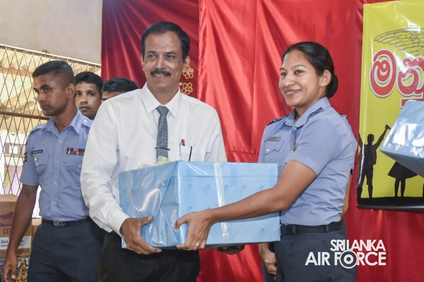SLAF SEVA VANITHA UNIT EXTENDS HELPING HANDS TO THE KARAVILAYAYA MAHA VIDYALAYA - EMBILIPITIYA