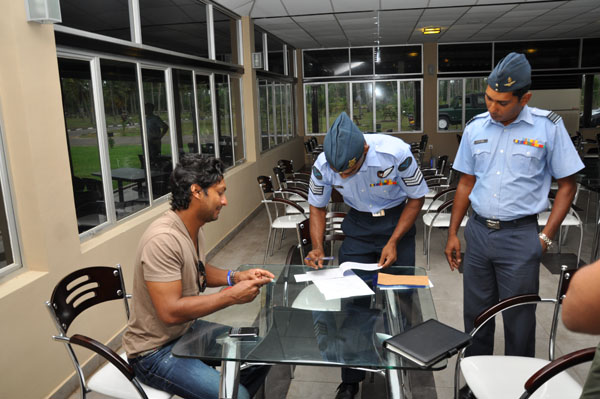 Kumara Sangakkara Flies With Helitours